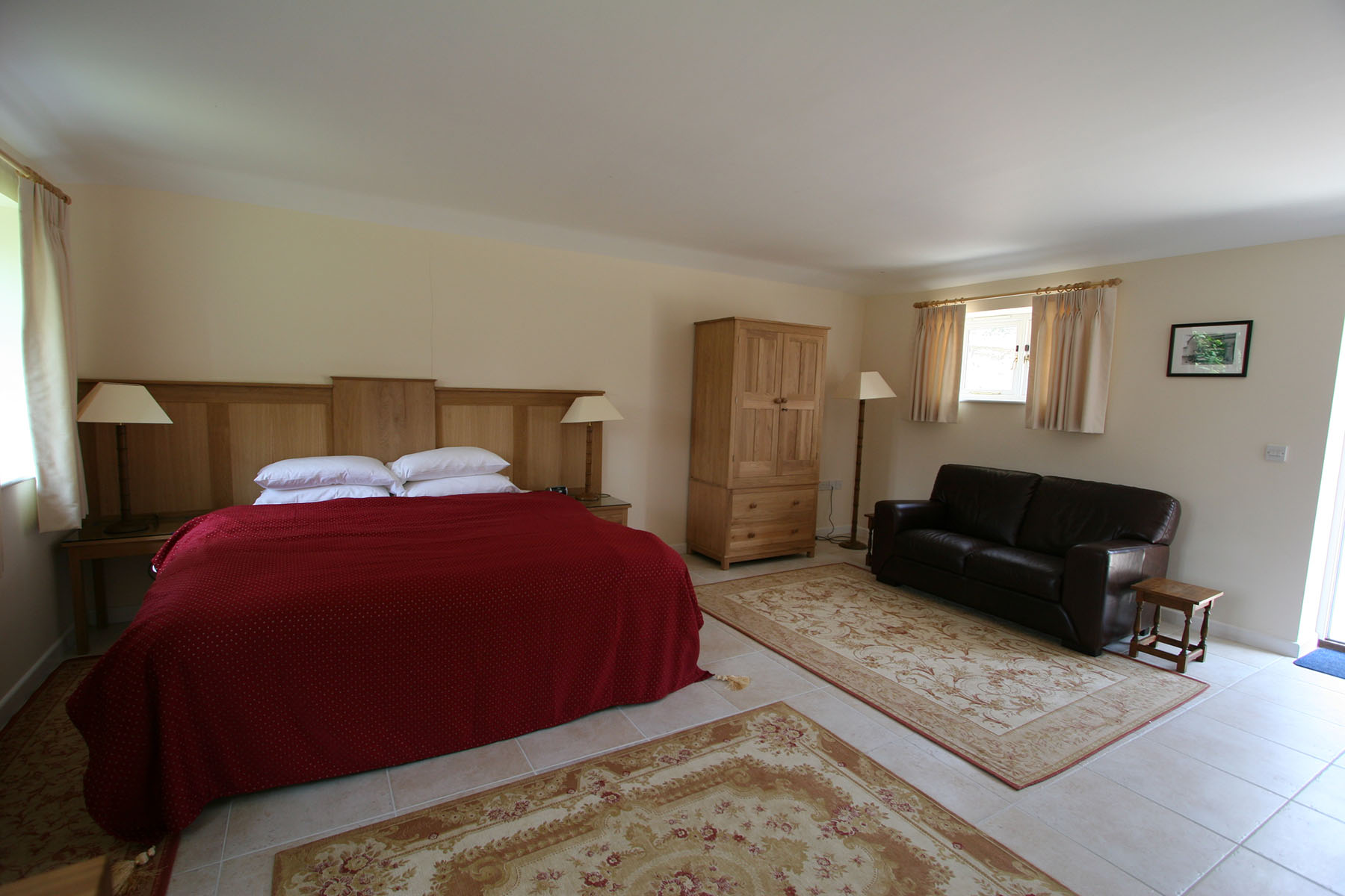 Airy & spacious Annexe Bedrooms, Chilgrove Farm Bed & Breakfast, Chilgrove, Chichester